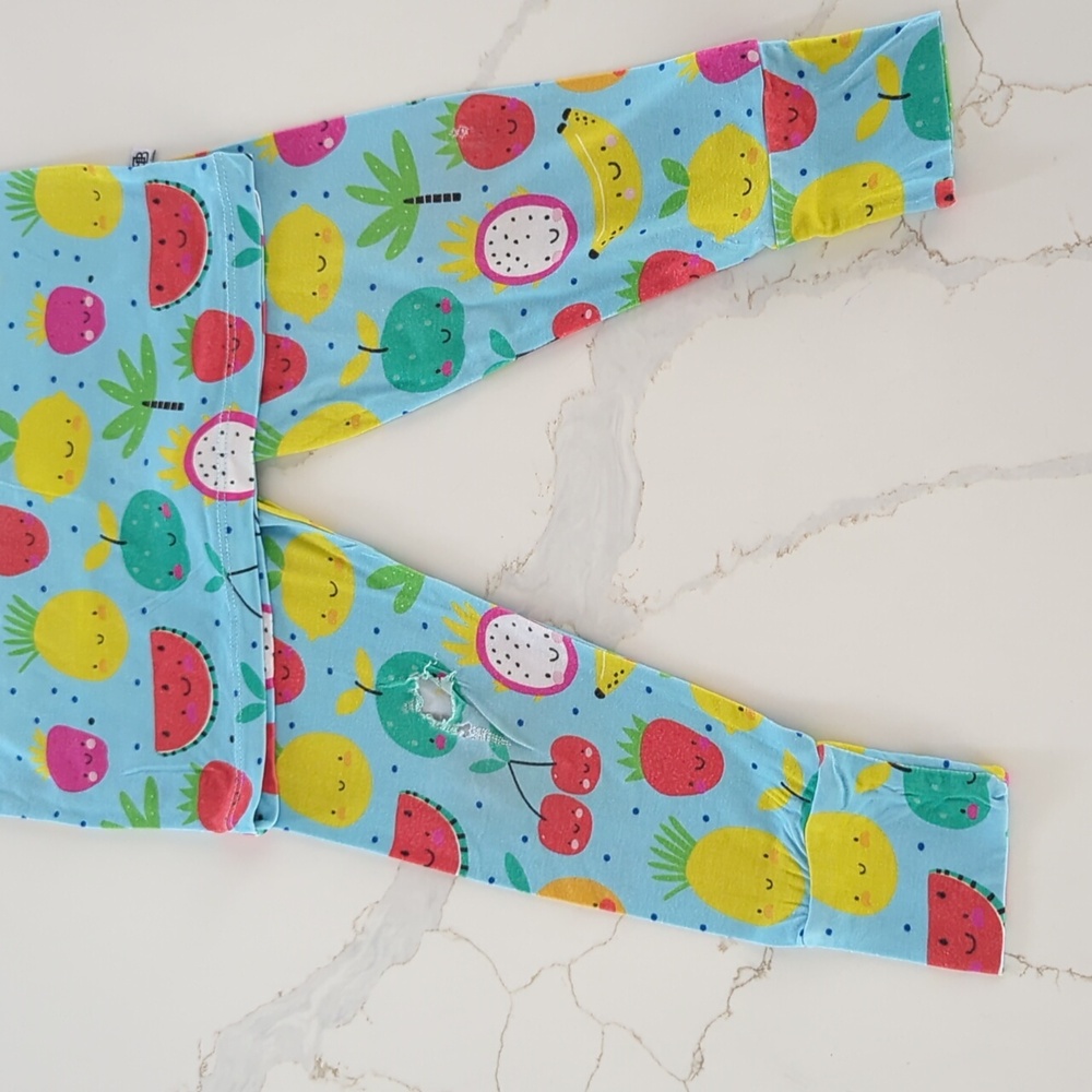 BUMS & ROSES (LITTLE BUM BUMS) PJs 2T - Picture 6 of 8